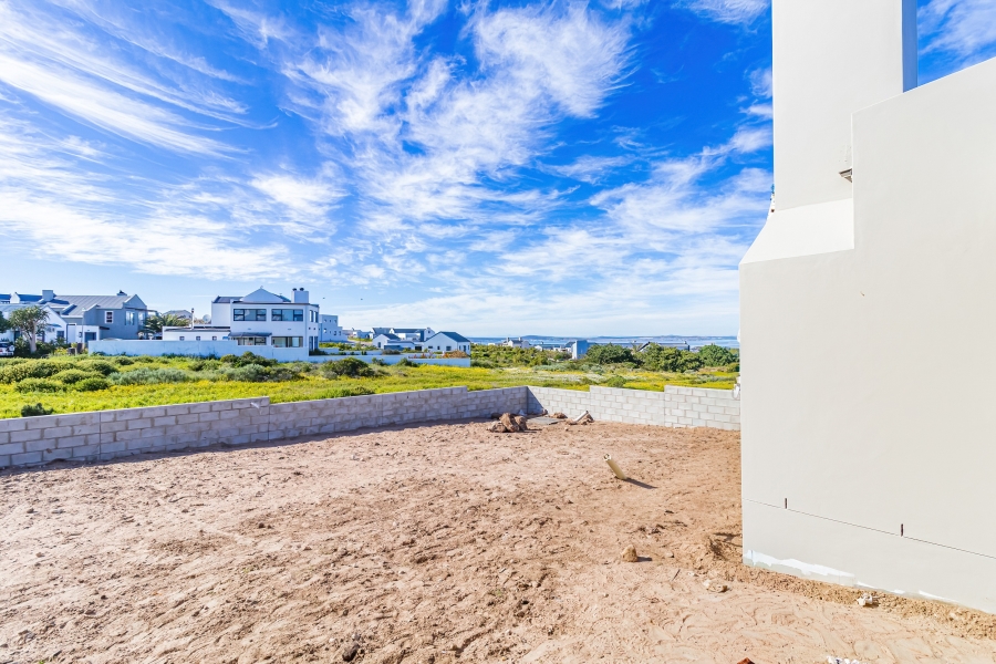 3 Bedroom Property for Sale in Hoogland Western Cape